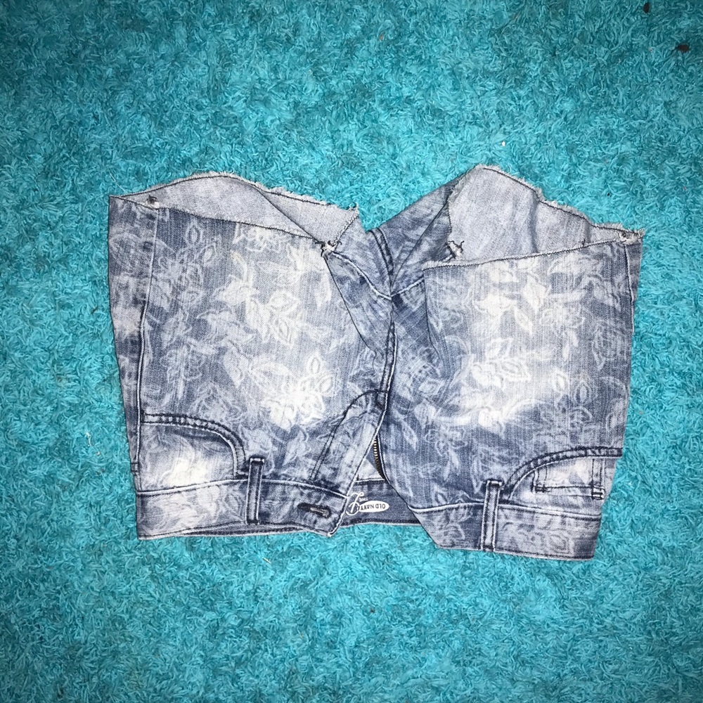 Old Navy cutoff shorts